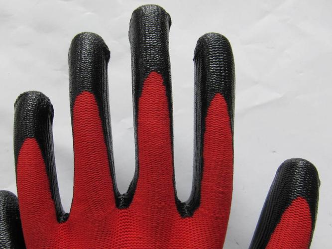 睛手套,乳膠手套,pvc半掛手套,勞保手套等產品專業生產加工的個體經營